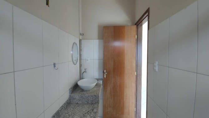 Foto 37 de 121: Casa em leilão em Salvador - BA — Casa, Padrão, 0 Vaga(S) de Garagem