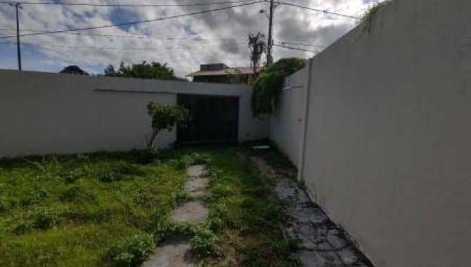 Foto 51 de 121: Casa em leilão em Salvador - BA — Casa, Padrão, 0 Vaga(S) de Garagem