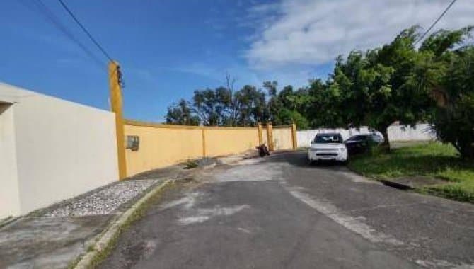Foto 53 de 121: Casa em leilão em Salvador - BA — Casa, Padrão, 0 Vaga(S) de Garagem