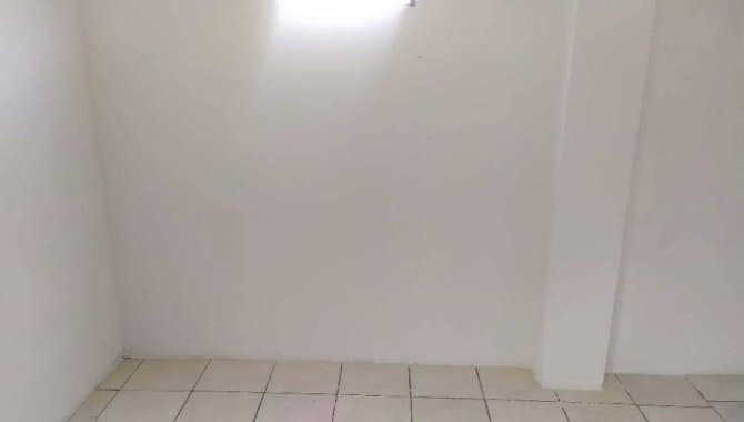 Foto 30 de 49: Casa em leilão em Camaçari - BA — Casa, Padrão, 1 Vaga(S) de Garagem