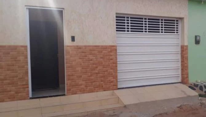 Foto 1 de 17: Casa em leilão em Tupanatinga - PE — Casa, Padrão, 1 Vaga(S) de Garagem