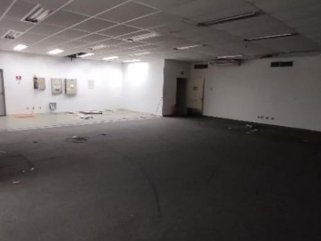 Foto 10 de 17: Comercial em leilão em Fortaleza - CE — Prédio Comercial 1.700 m² - Fortaleza-CE - Rua Bárbara de Alencar, 55 - Centro