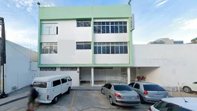 Foto 1 de 17: Comercial em leilão em Fortaleza - CE — Prédio Comercial 1.700 m² - Fortaleza-CE - Rua Bárbara de Alencar, 55 - Centro