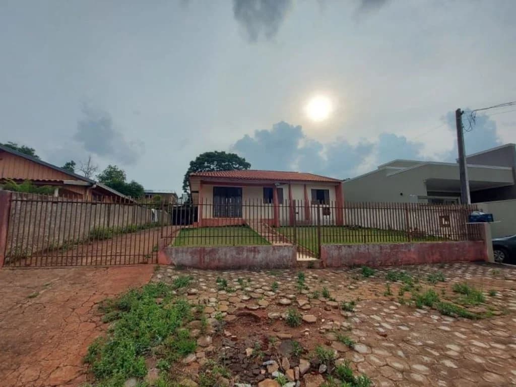 Foto 6 de 6: Casa em leilão em Mamborê - PR — Casa em Terreno de 750 m² - Mamborê - PR