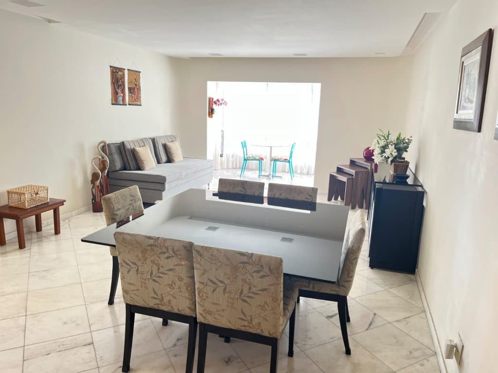 Foto 11 de 22: Apartamento em leilão em Guarujá - SP — Apartamento 182 m² com 02 vagas (próx. à Praia das Pitangueiras) - Barra Funda - Guarujá - SP