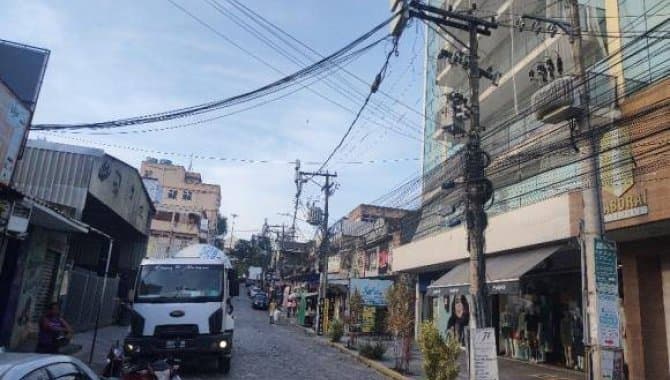 Foto 3 de 6: Comercial em leilão em Itaboraí - RJ — Sala Comercial 25 m² (Unid. 402) - Centro - Itaboraí - RJ