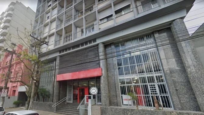 Comercial em leilão em Pelotas - RS — Ex-Agência (Loja 01) - Centro - Pelotas - RS