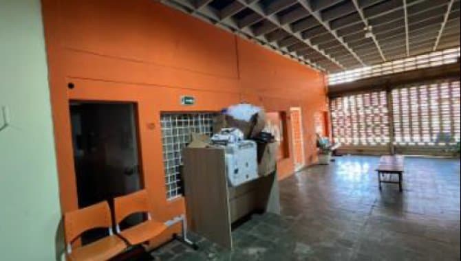 Foto 3 de 4: Comercial em leilão em Matão - SP — Imóvel Comercial 48 m² (Lojas 15, 19 e 23) -