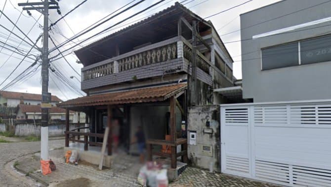 Foto 1 de 5: Comercial em leilão em São Vicente - SP — Imóvel Comercial e Casa - Catiapoã - São Vicente - SP