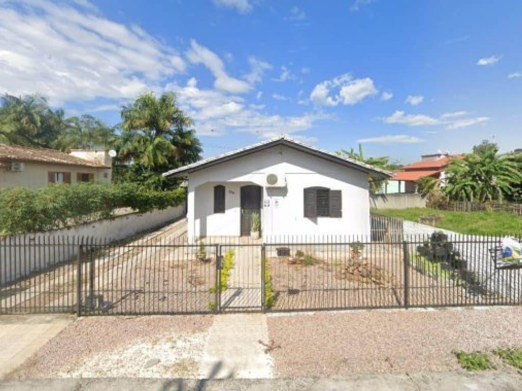 Foto 6 de 6: Casa em leilão em Criciúma - SC — Casa em Terreno de 325 m² - Rio Maina - Criciúma - SC