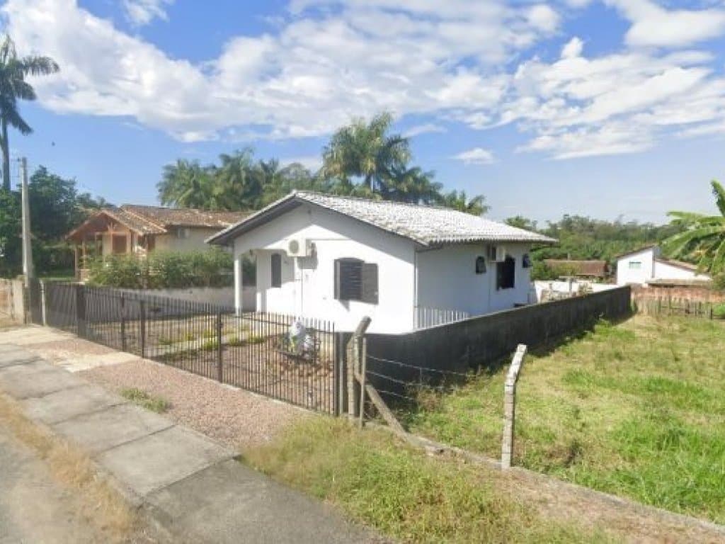 Foto 4 de 6: Casa em leilão em Criciúma - SC — Casa em Terreno de 325 m² - Rio Maina - Criciúma - SC