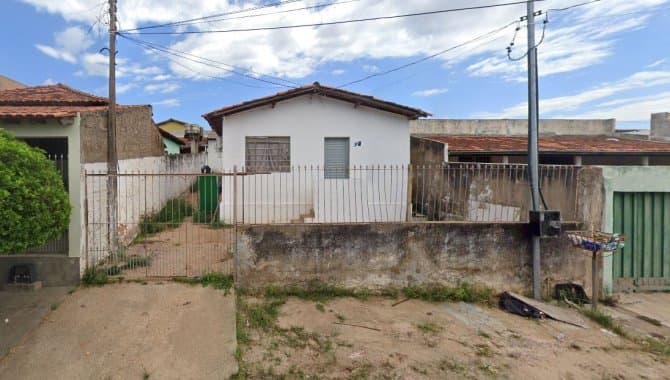 Foto 1 de 13: Casa em leilão em Cuiabá - MT — Casa 113 m² - Morada da Serra - Cuiabá - MT