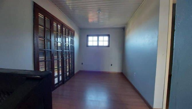 Foto 9 de 30: Casa em leilão em Canoas - RS — Casa 183 m² - São José - Canoas - RS