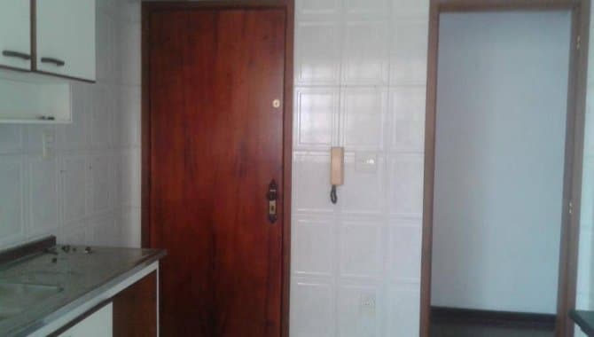 Foto 9 de 27: Apartamento em leilão em Rio De Janeiro - RJ — Apartamento 93 m² (01 vaga) - Penha Circular - Rio de Janeiro - RJ