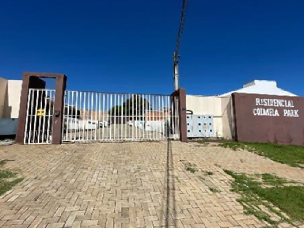 Foto 3 de 4: Casa em leilão em Cascavel - PR — Casa em Condomínio 53 m² - Cataratas - Cascavel - PR
