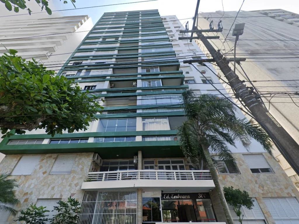 Foto 4 de 4: Apartamento em leilão em Guarujá - SP — Apartamento 178 m² (Condomínio frente à Praia) - Pitangueiras - Guarujá - SP