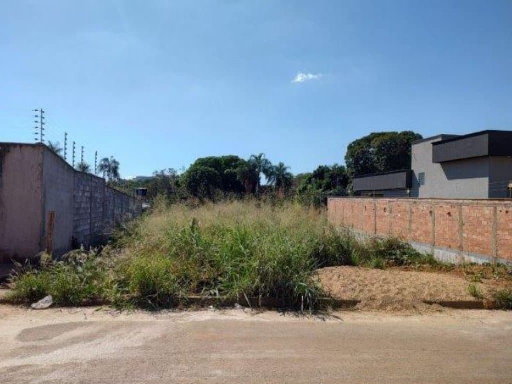 Foto 17 de 19: Terreno em leilão em Aparecida De Goiânia - GO — Terreno 360 m² (Lt. 03 da Qd. 07) - Parque Flamboyant - Aparecida de Goiânia - GO
