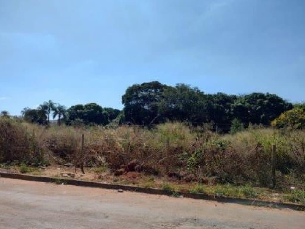 Foto 5 de 19: Terreno em leilão em Aparecida De Goiânia - GO — Terreno 360 m² (Lt. 04 da Qd. 07) - Parque Flamboyant - Aparecida de Goiânia - GO