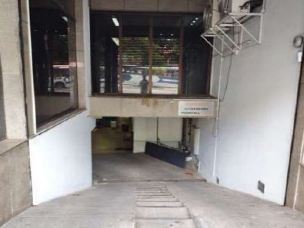 Foto 12 de 13: Comercial em leilão em Belo Horizonte - MG — Imóvel Comercial - Lojas 1 e 2 (Edifício Lyon) - Lourdes - Belo Horizonte - MG