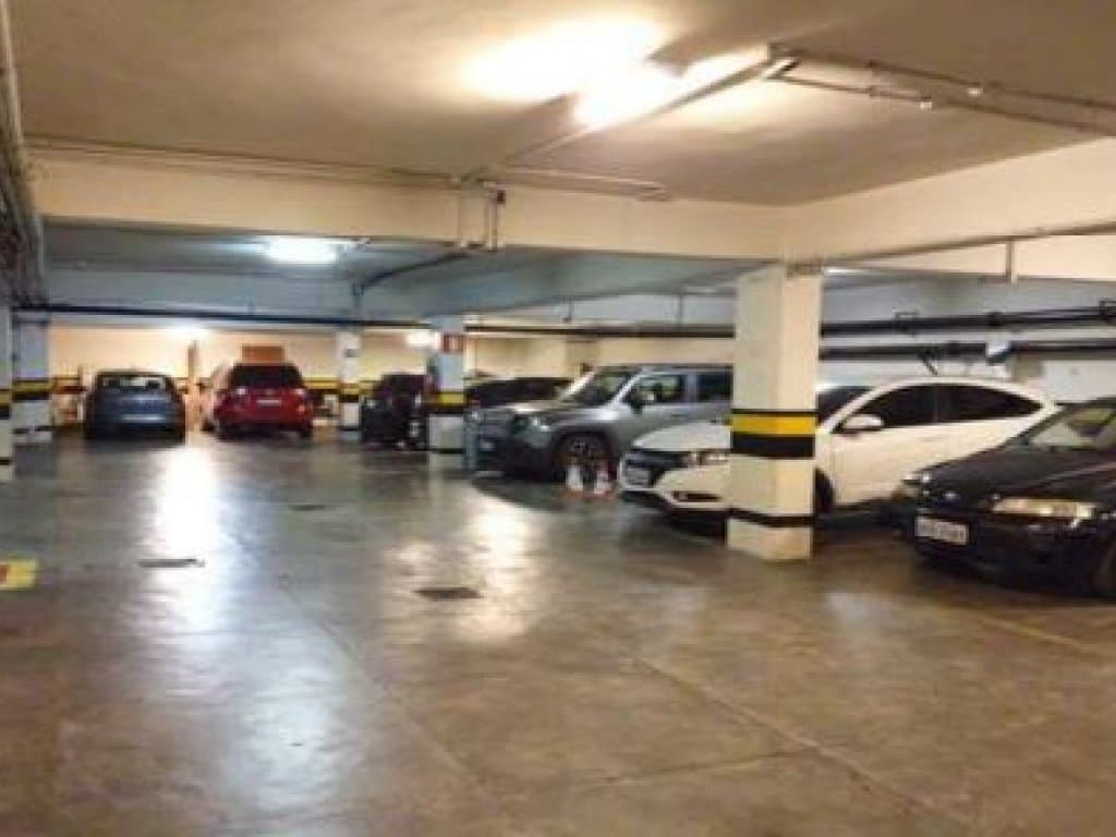 Foto 11 de 13: Comercial em leilão em Belo Horizonte - MG — Imóvel Comercial - Lojas 1 e 2 (Edifício Lyon) - Lourdes - Belo Horizonte - MG