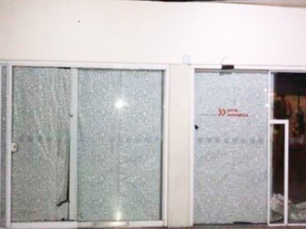 Foto 3 de 11: Comercial em leilão em Niterói - RJ — Imóvel Comercial 332 m² (Loja 306-B - Shopping Niterói) - Centro - Niterói - RJ