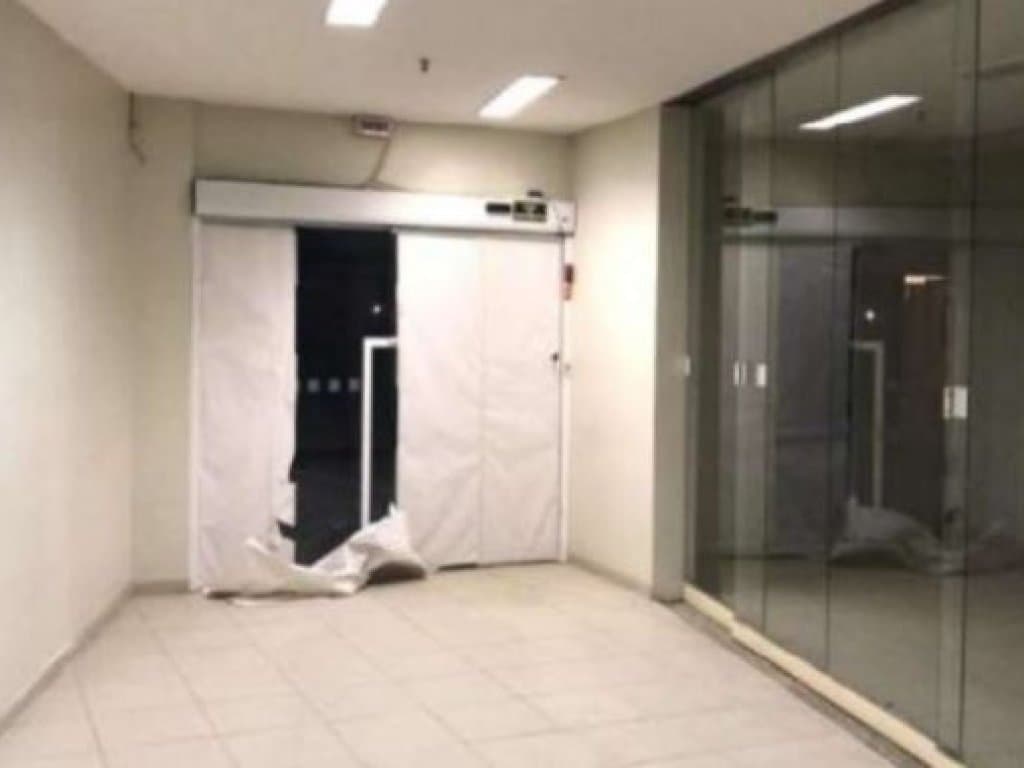 Foto 4 de 11: Comercial em leilão em Niterói - RJ — Imóvel Comercial 332 m² (Loja 306-B - Shopping Niterói) - Centro - Niterói - RJ
