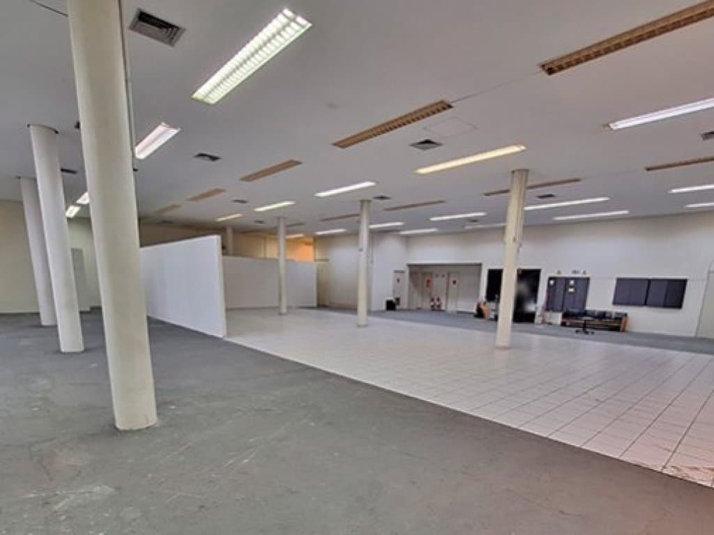 Foto 4 de 7: Comercial em leilão em Santos - SP — Imóvel Comercial 683 m² (área construída) e 2.861 m² (área de terreno) - Paquetá - Santos - SP