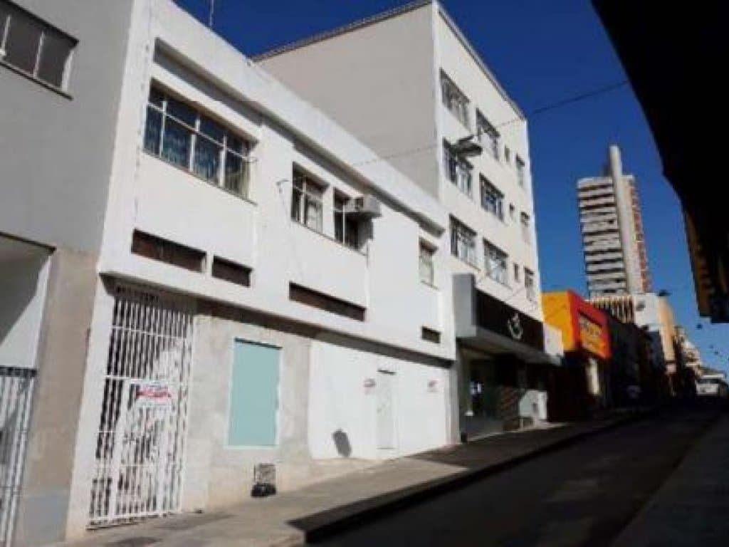 Foto 2 de 3: Comercial em leilão em Varginha - MG — Prédio Comercial 456 m² (área total construída) - Centro - Varginha - MG