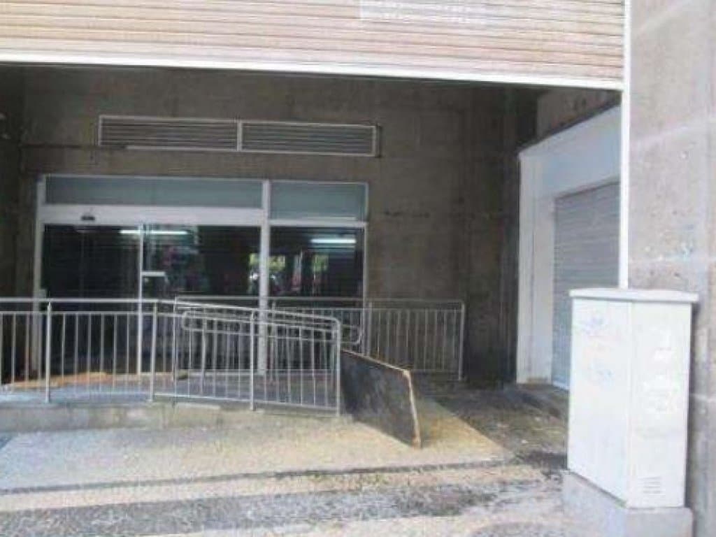 Foto 3 de 8: Comercial em leilão em Rio De Janeiro - RJ — Loja e Sobreloja 581 m² (área construída) - Centro - Rio de Janeiro - RJ
