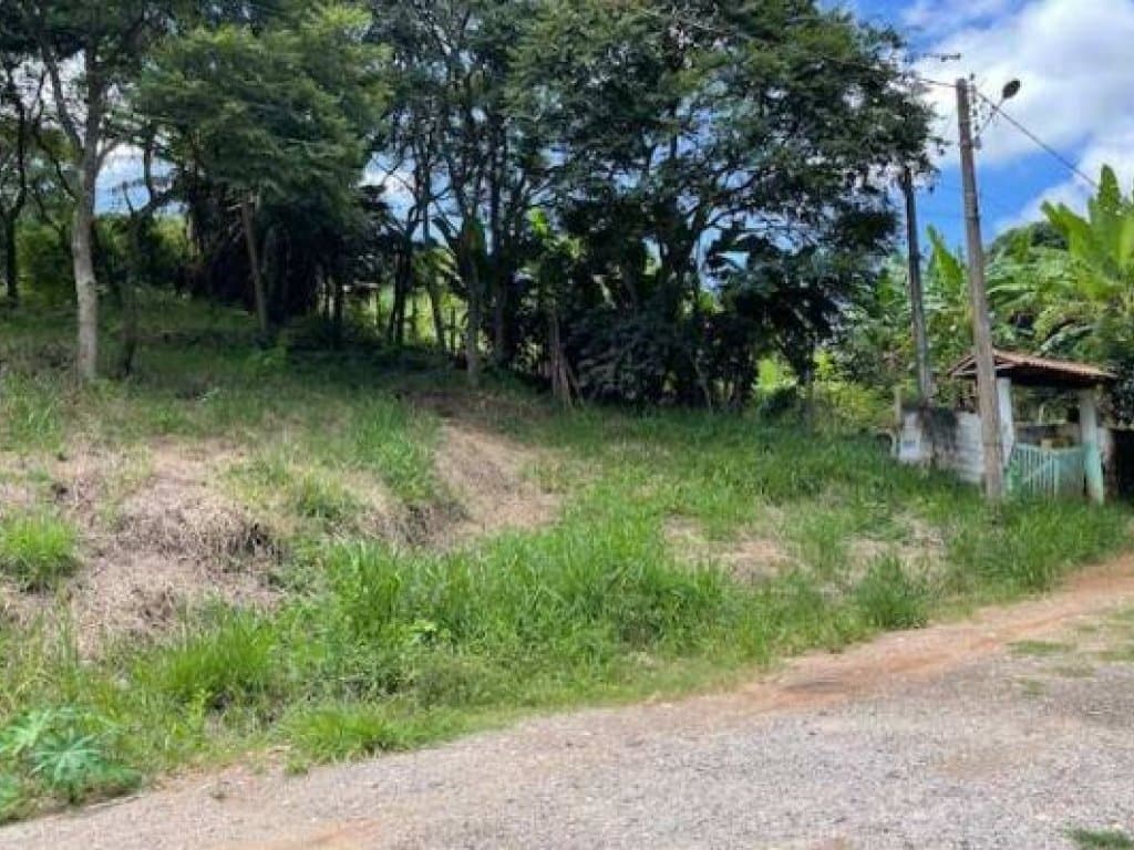 Foto 4 de 6: Terreno em leilão em Bragança Paulista - SP — Área com 1.680 m² - Jardim Caetê - Bragança Paulista - SP