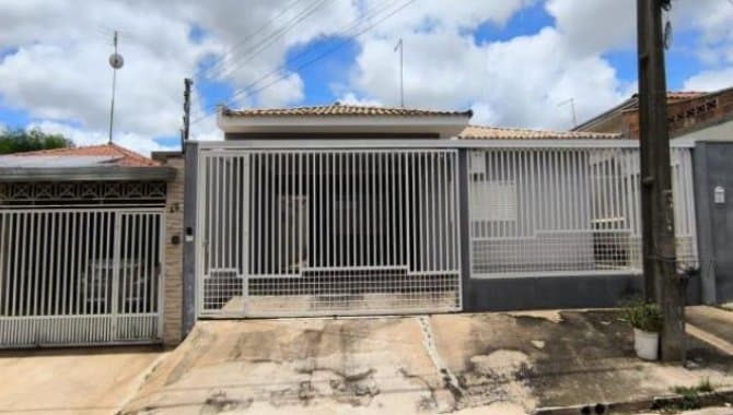 Foto 1 de 2: Casa em leilão em Presidente Prudente - SP — Casa 135 m² - Presidente Prudente-SP - Rua Constantina Corazza Milani, 61 - Jardim Santa Fé