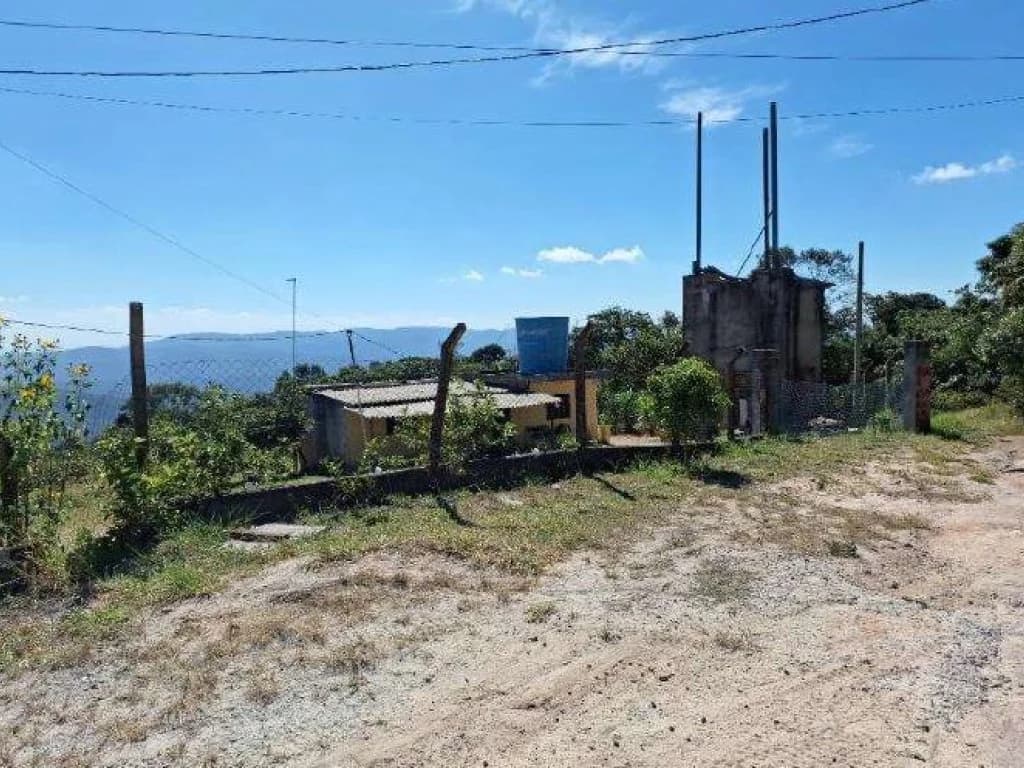 Foto 2 de 5: Casa em leilão em Mairiporã - SP — Casa e Galpão em Terreno 2.360 m² - Chácaras Hortolândia - Mairiporã - SP