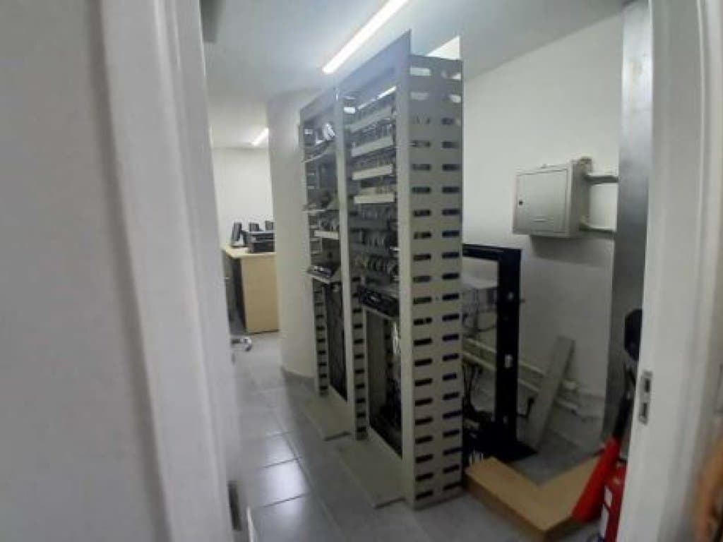 Foto 13 de 19: Comercial em leilão em São Paulo - SP — Imóvel Comercial 329 m² (Lojas 01 e 02 do Edifício Nova Brasília) - Centro - São Paulo - SP