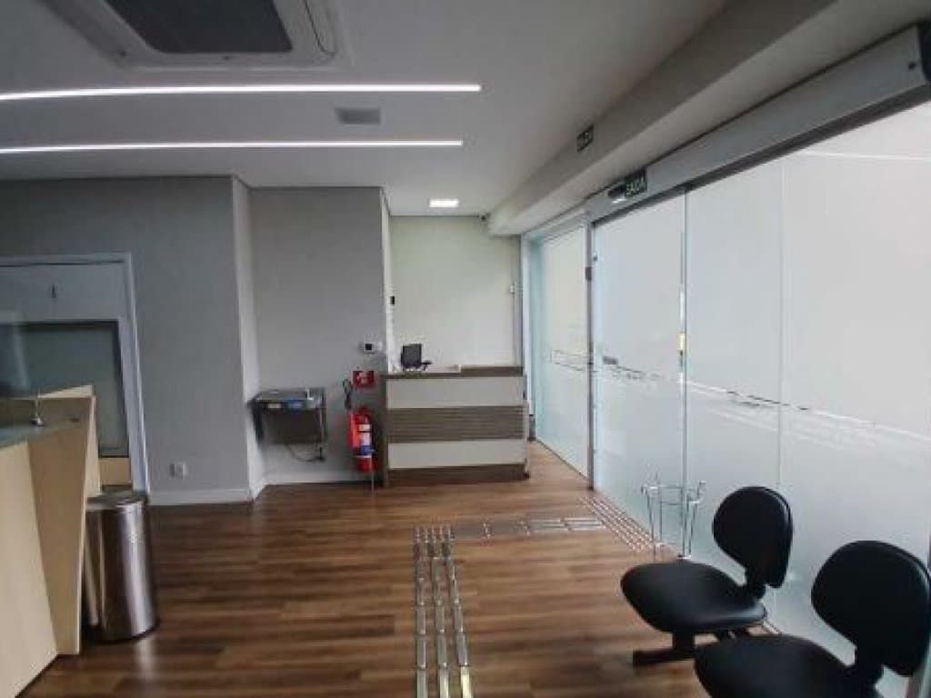 Foto 6 de 19: Comercial em leilão em São Paulo - SP — Imóvel Comercial 329 m² (Lojas 01 e 02 do Edifício Nova Brasília) - Centro - São Paulo - SP