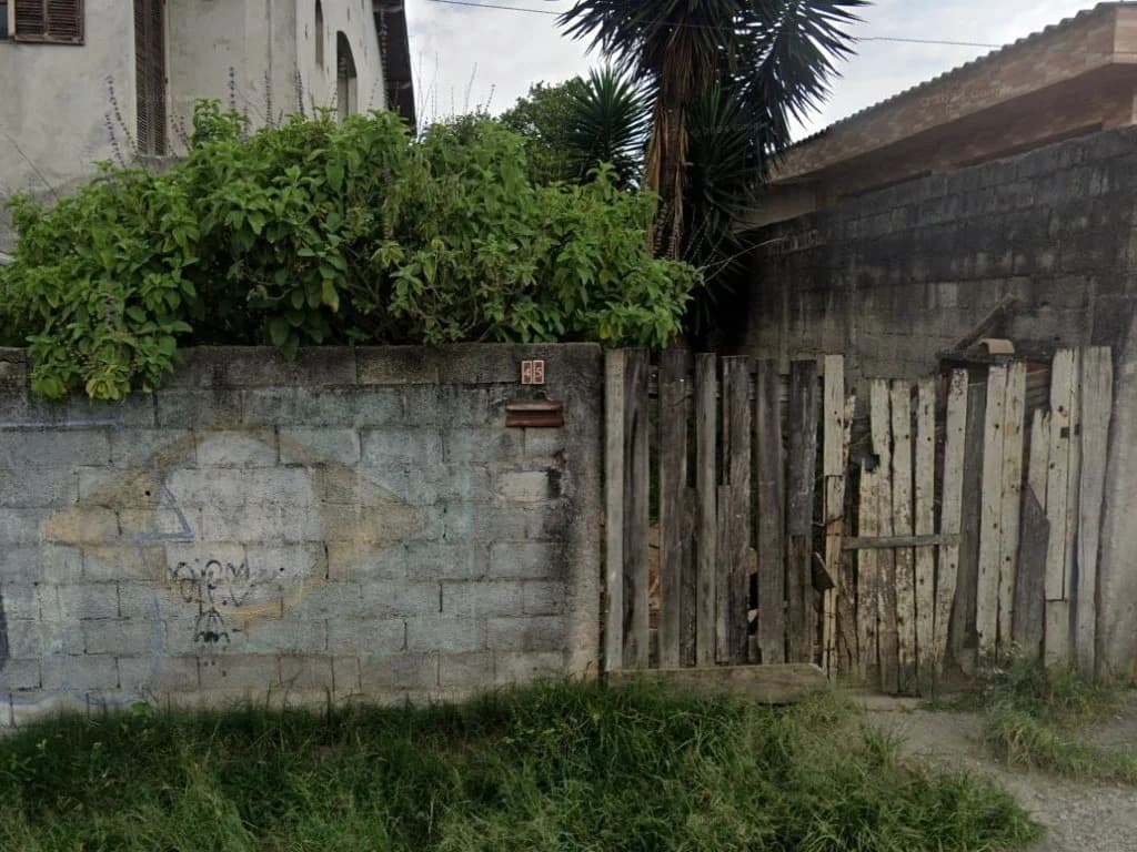 Foto 3 de 6: Casa em leilão em São Paulo - SP — Direitos sobre Casa 80 m² - Jardim Três Corações - São Paulo - SP