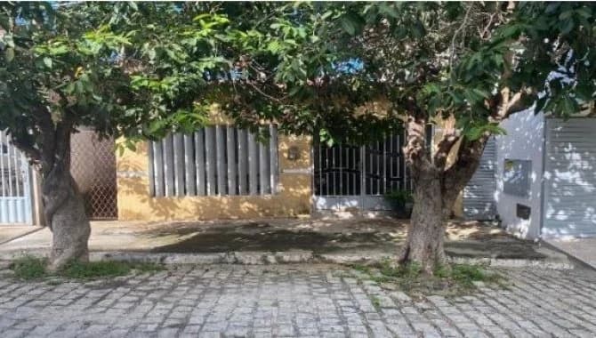 Foto 1 de 2: Casa em leilão em Jucurutu - RN — Casa 97 m² - Jucurutu-RN - Rua Professor João Bezerra, 132 - Centro