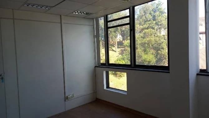 Foto 13 de 25: Terreno em leilão em Belo Horizonte - MG — Salas Comerciais 427 m² (Unids. 801 a 805) - Cruzeiro - Belo Horizonte - MG