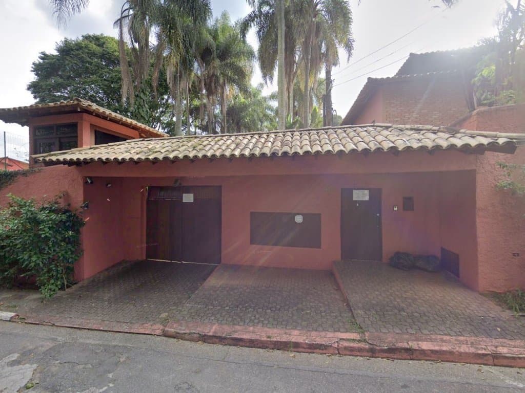 Foto 2 de 2: Casa em leilão em Cotia - SP — Casa 981 m² - Cotia-SP - Rua São João, 79 - Granja Viana