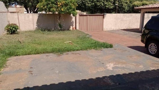 Foto 12 de 13: Casa em leilão em Piacatu - SP — Casa, Padrão, 1 Vaga(S) de Garagem