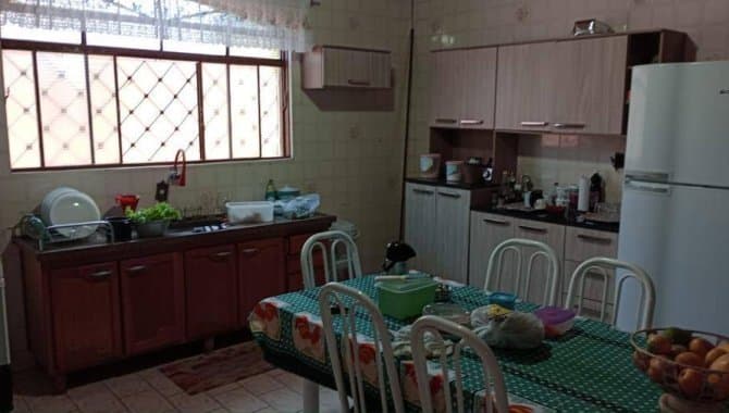 Foto 9 de 13: Casa em leilão em Piacatu - SP — Casa, Padrão, 1 Vaga(S) de Garagem