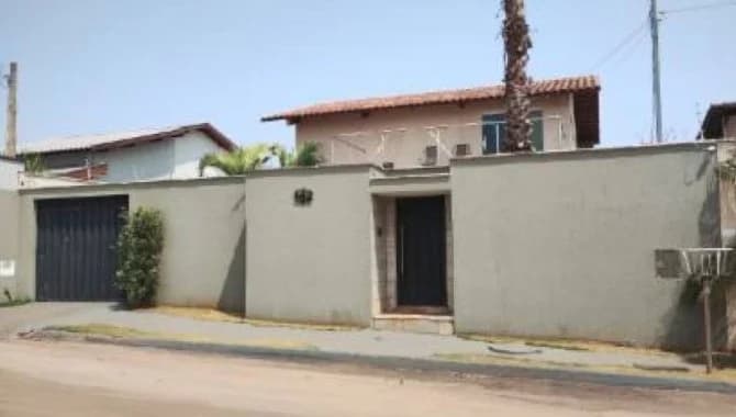 Foto 14 de 15: Casa em leilão em Ituiutaba - MG — Casa, Padrão, 1 Vaga(S) de Garagem