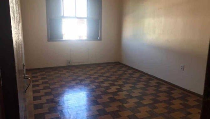 Foto 11 de 22: Apartamento em leilão em Uruguaiana - RS — Apartamento, Padrão, 0 Vaga(S) de Garagem