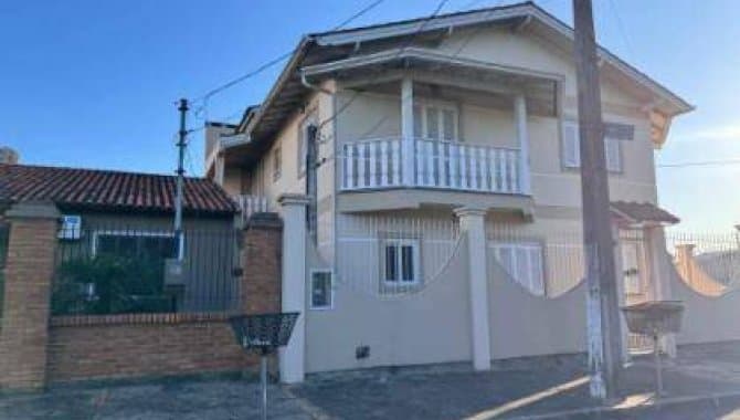 Foto 12 de 33: Casa em leilão em Canoas - RS — Casa, Padrão, 1 Vaga(S) de Garagem