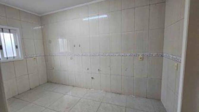 Foto 21 de 33: Casa em leilão em Canoas - RS — Casa, Padrão, 1 Vaga(S) de Garagem