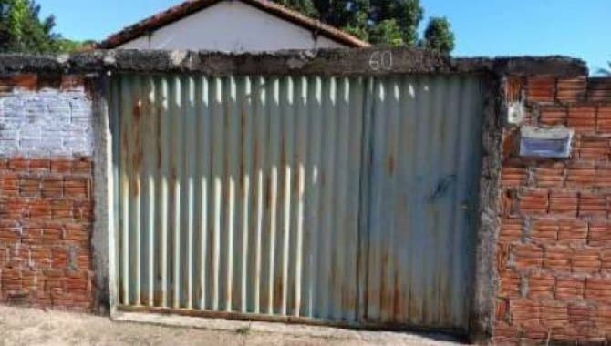Foto 19 de 19: Casa em leilão em Urucuia - MG — Casa, Padrão, 0 Vaga(S) de Garagem