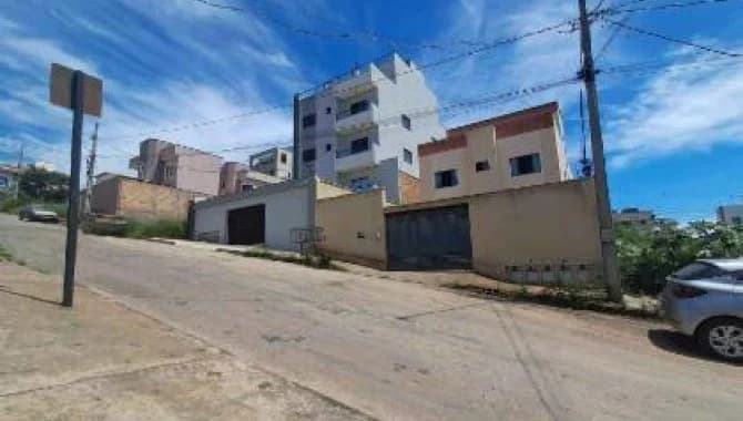 Foto 4 de 5: Apartamento em leilão em Conselheiro Lafaiete - MG — Apartamento, Padrão, 1 Vaga(S) de Garagem