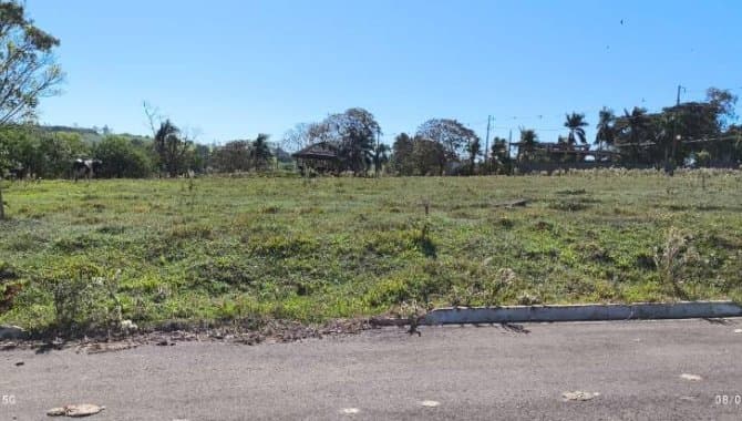 Foto 9 de 18: Terreno em leilão em Pérola - PR — Lote, Padrão, 0 Vaga(S) de Garagem