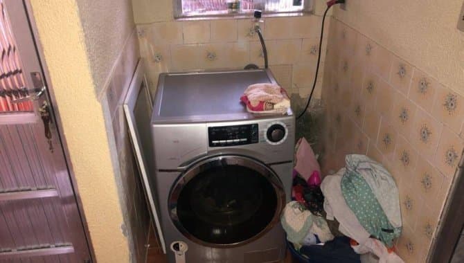 Foto 13 de 39: Casa em leilão em Pelotas - RS — Casa, Padrão, 2 Vaga(S) de Garagem