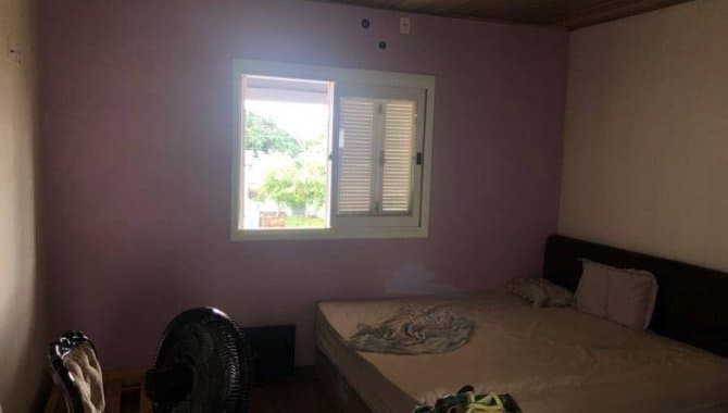 Foto 35 de 39: Casa em leilão em Pelotas - RS — Casa, Padrão, 2 Vaga(S) de Garagem
