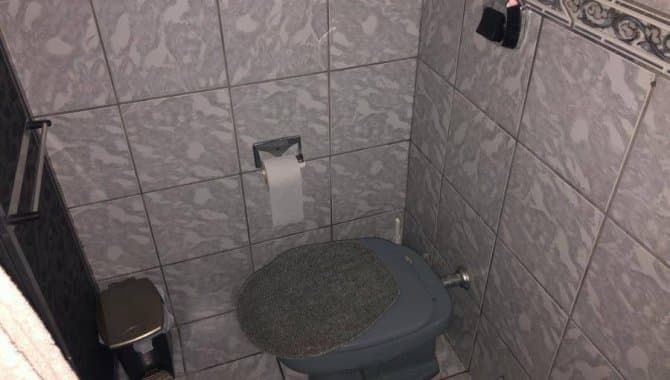Foto 14 de 39: Casa em leilão em Pelotas - RS — Casa, Padrão, 2 Vaga(S) de Garagem